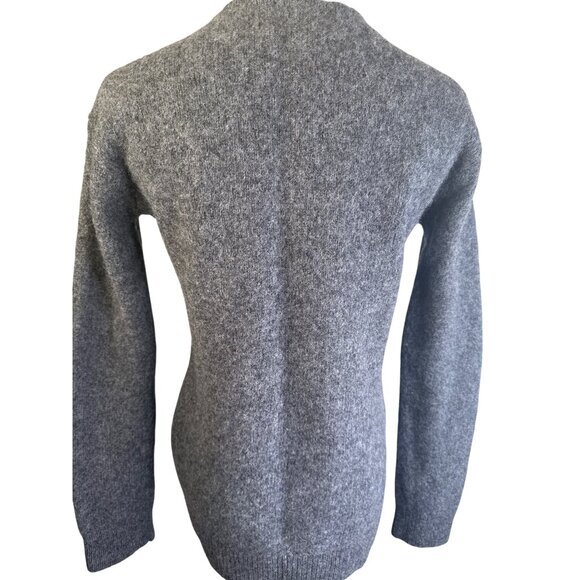 Uniqlo Small Wool V-Neck Sweater Gray - Picture 16 of 16